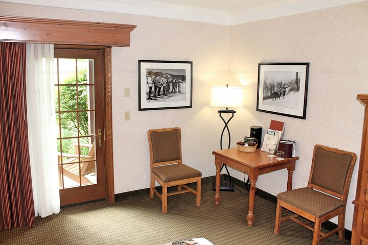 Room 35 of 65