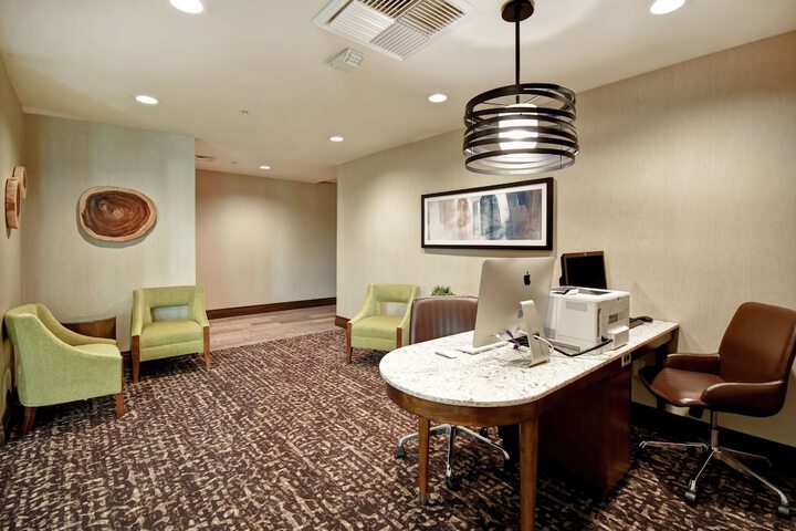 Business Center 85 of 85