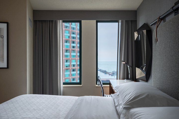 Sheraton Grand Chicago Riverwalk