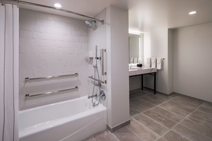Portland Sheraton at Sable Oaks