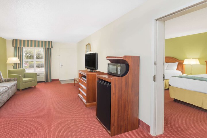 Room 7 of 21