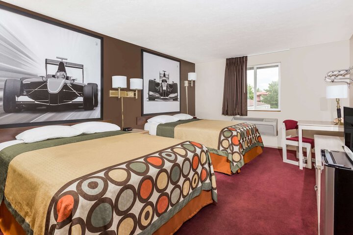 Room 30 of 46