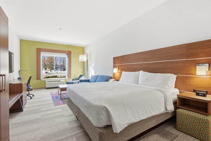 Holiday Inn Express & Suites Bethlehem Arpt-Allentown Area