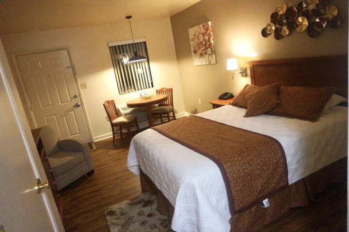 Room 25 of 69