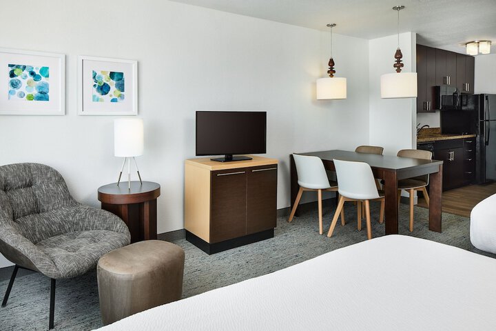 Room 20 of 32