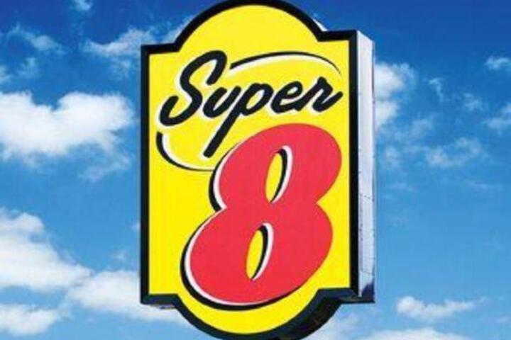 Super 8 by Wyndham Big Spring TX