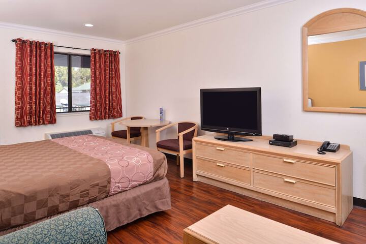 Room 17 of 31