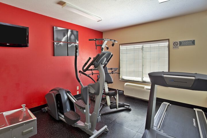 Country Inn & Suites by Radisson Marion, OH