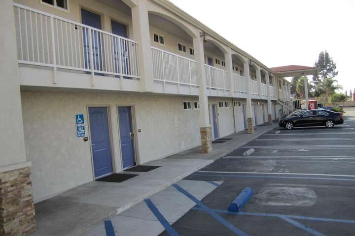 Property Grounds 29 of 29