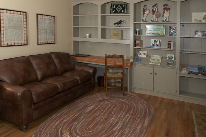 Room 50 of 79