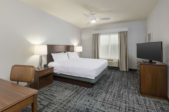 Room 35 of 53