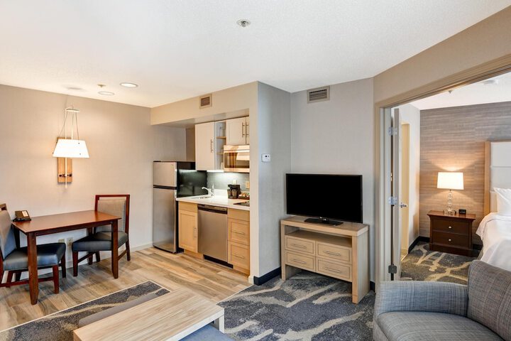 Homewood Suites by Hilton Windsor Locks Hartford