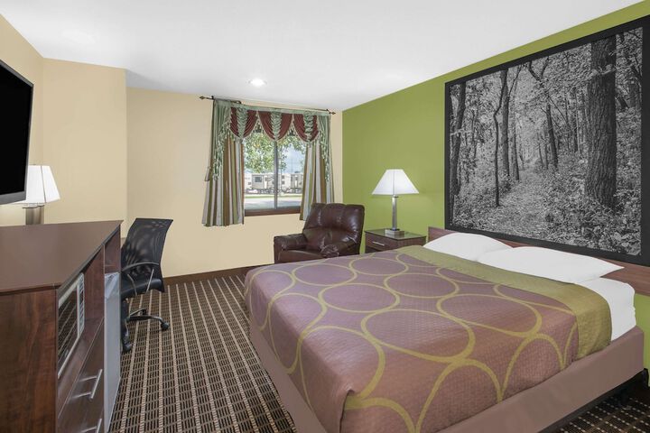 Super 8 by Wyndham Webster City IA