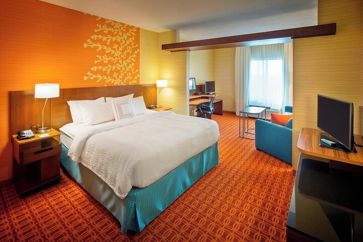 Fairfield Inn & Suites Monaca