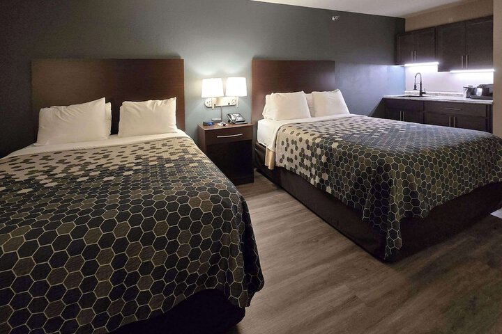 Room 20 of 32