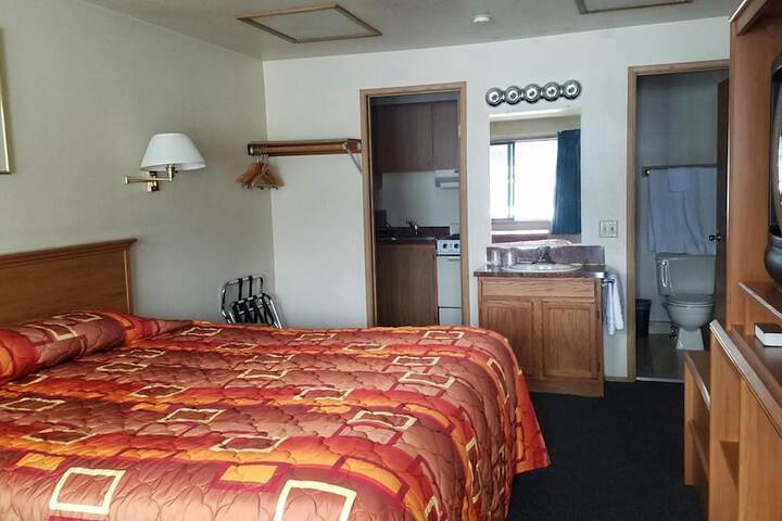 Milwaukie Inn Portland South