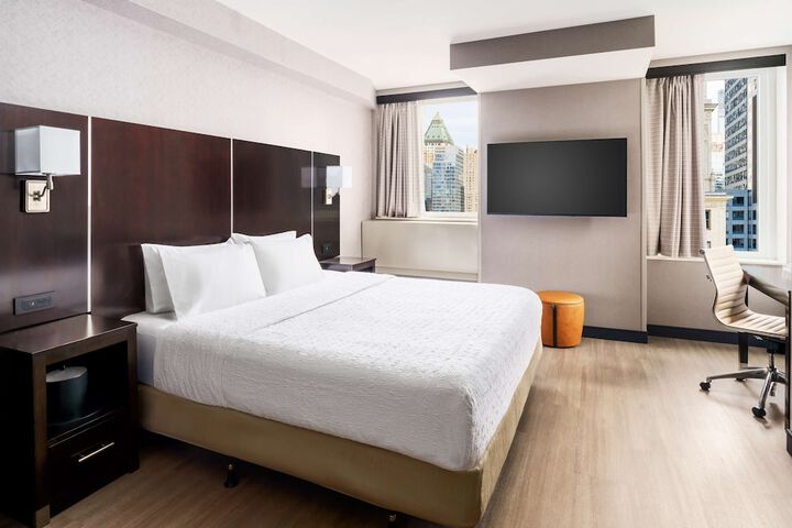 Room 21 of 45