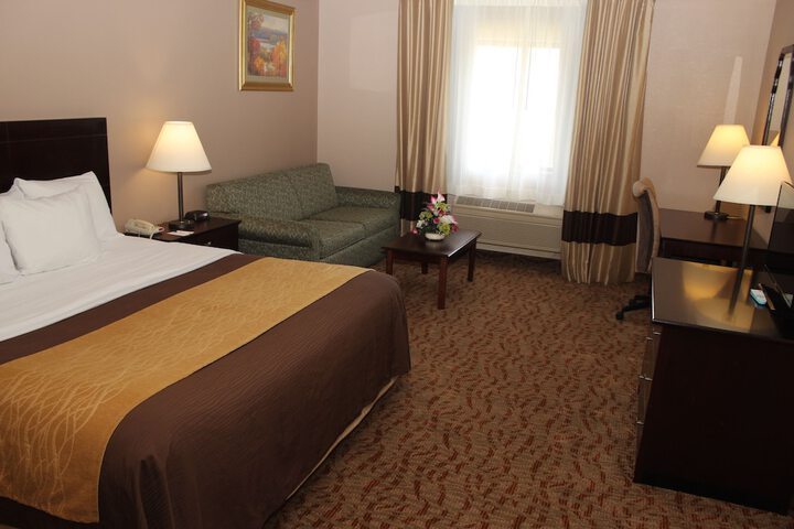 Room 18 of 37