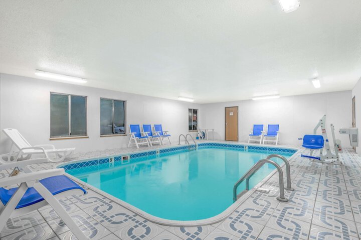 Pool 3 of 15