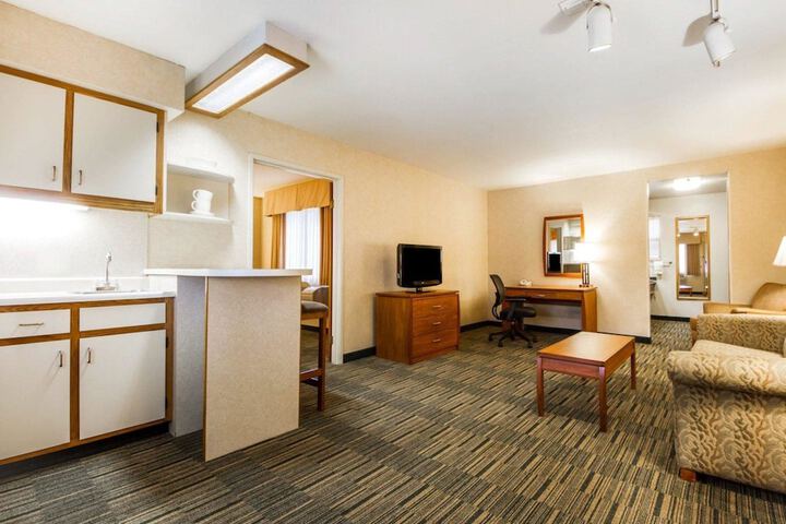Room 19 of 50