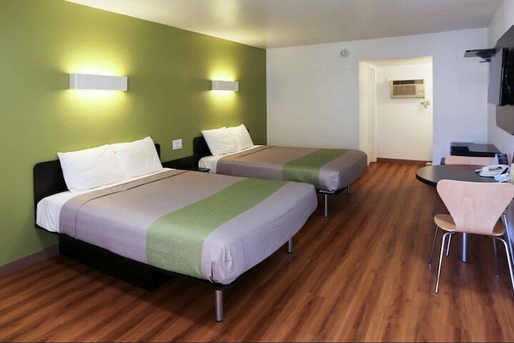 Room 36 of 39