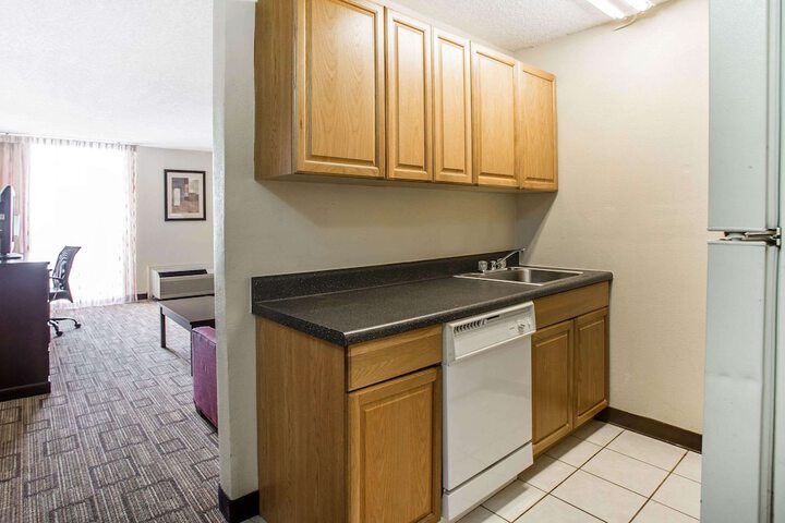 Room 18 of 35