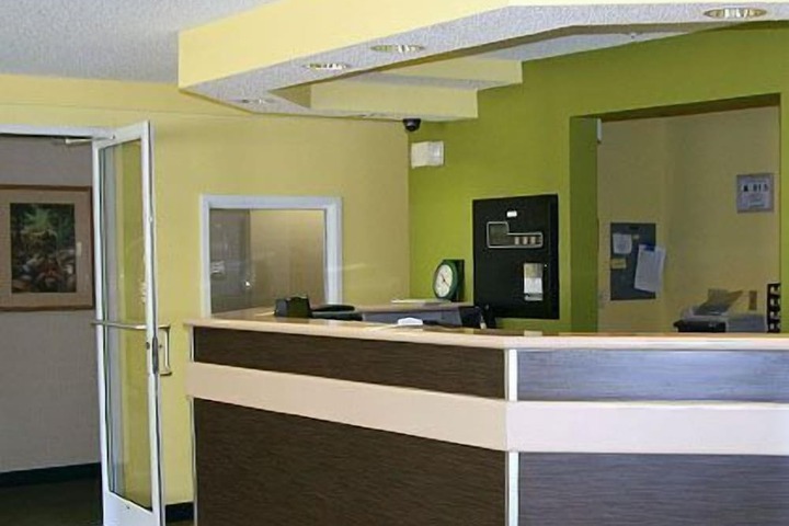 Hotel Interior 13 of 32