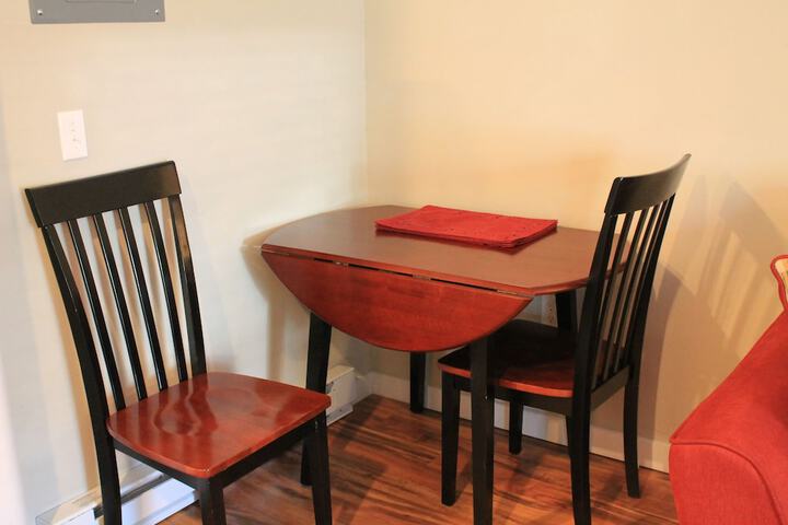 Strictly Moose Luxury Vacation Suites