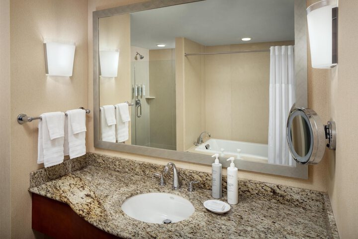 Hilton Garden Inn Portland Downtown Waterfront