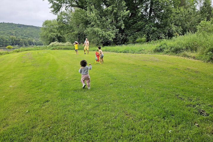 Pocono Dog-Friendly Home on River