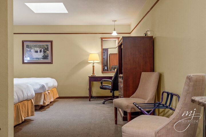 Room 53 of 58