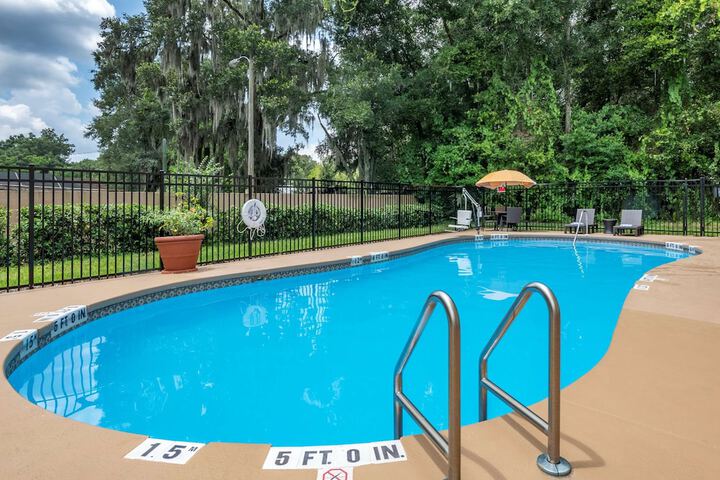 Pool 7 of 53