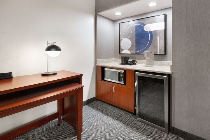 Room 37 of 48