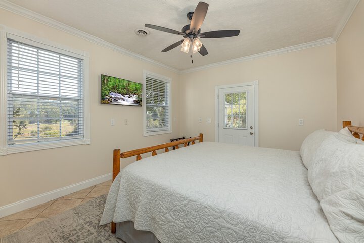 Room 4 of 20