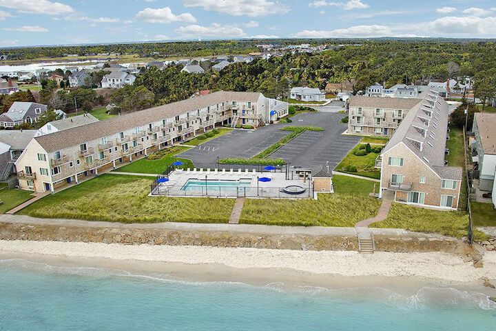 Ocean Mist Beach Hotel & Suites