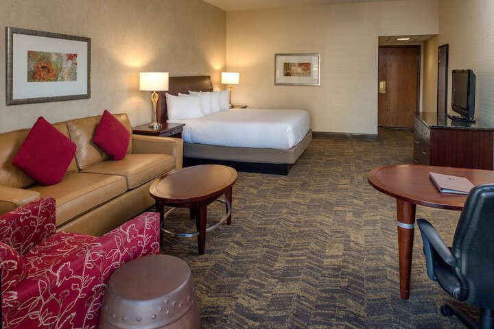 Room 18 of 116