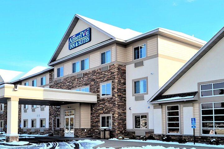 Hotel 4 of 76