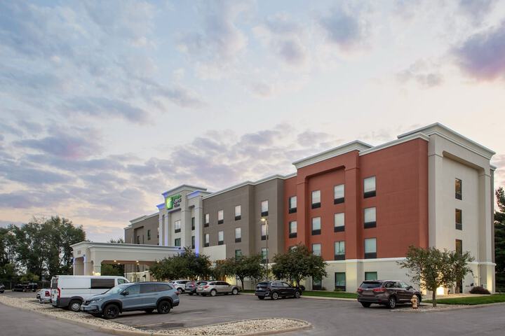 Hotel 6 of 93