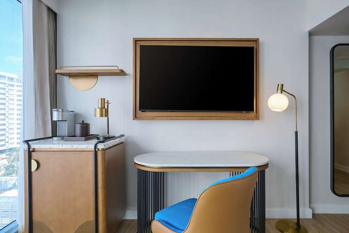Room 22 of 59
