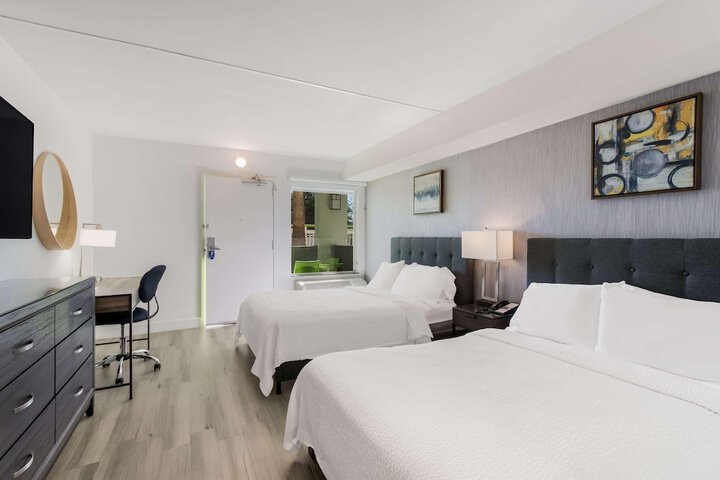 Room 34 of 45