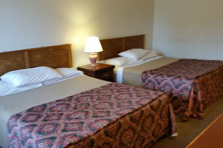 Room 7 of 14
