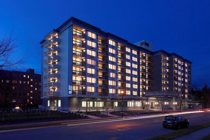 Hotel 4 of 71