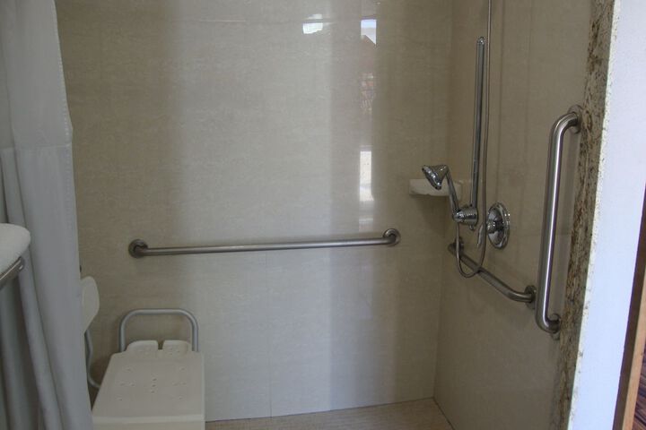 Room 14 of 21