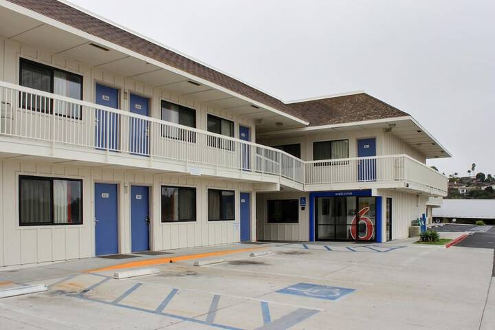 Hotel 4 of 49