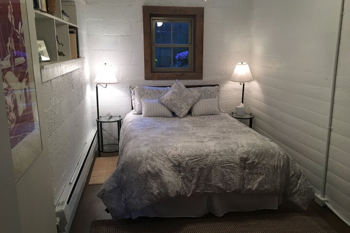 Room 33 of 55