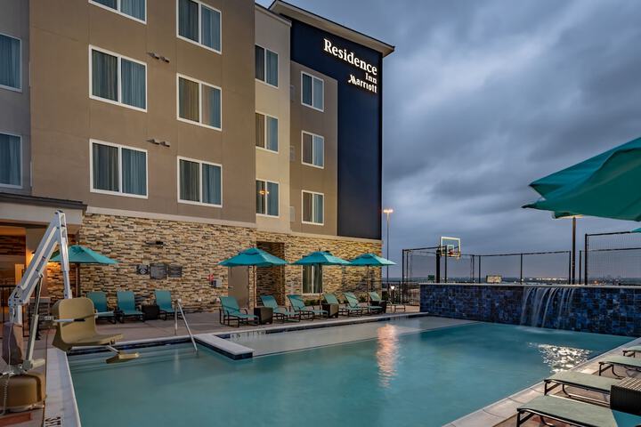 Pool 4 of 30