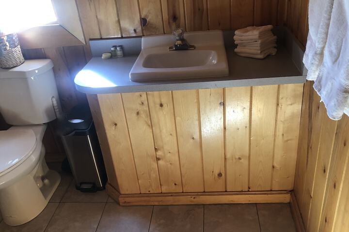 Carlo Creek Cabins