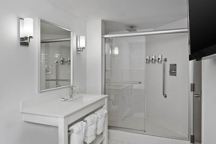 Four Points by Sheraton Mall of America Minneapolis Airport