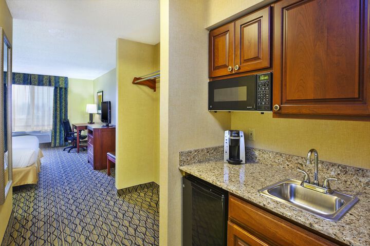 Room 31 of 121