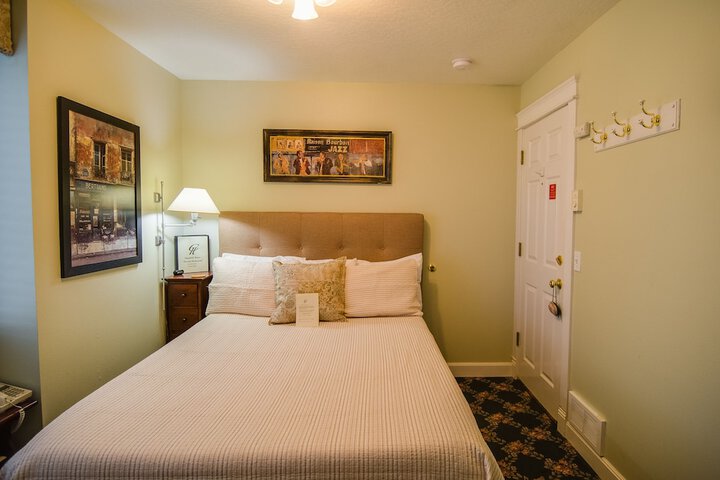 Room 92 of 144